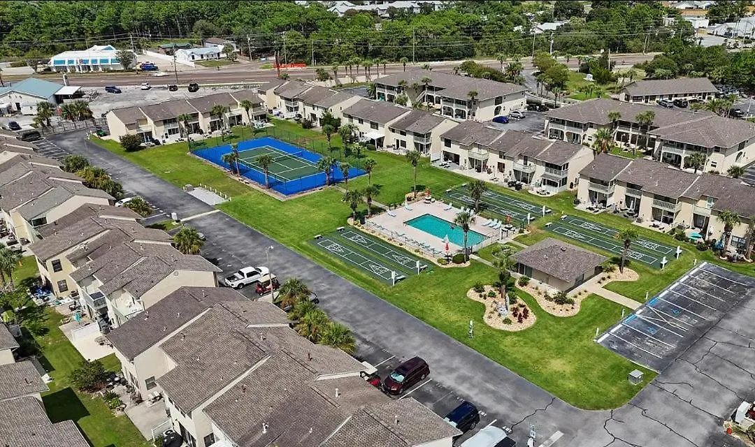 Recently Updated! 11-Pools, Pickle Ball, Putt-Putt 巴拿马城 0*,